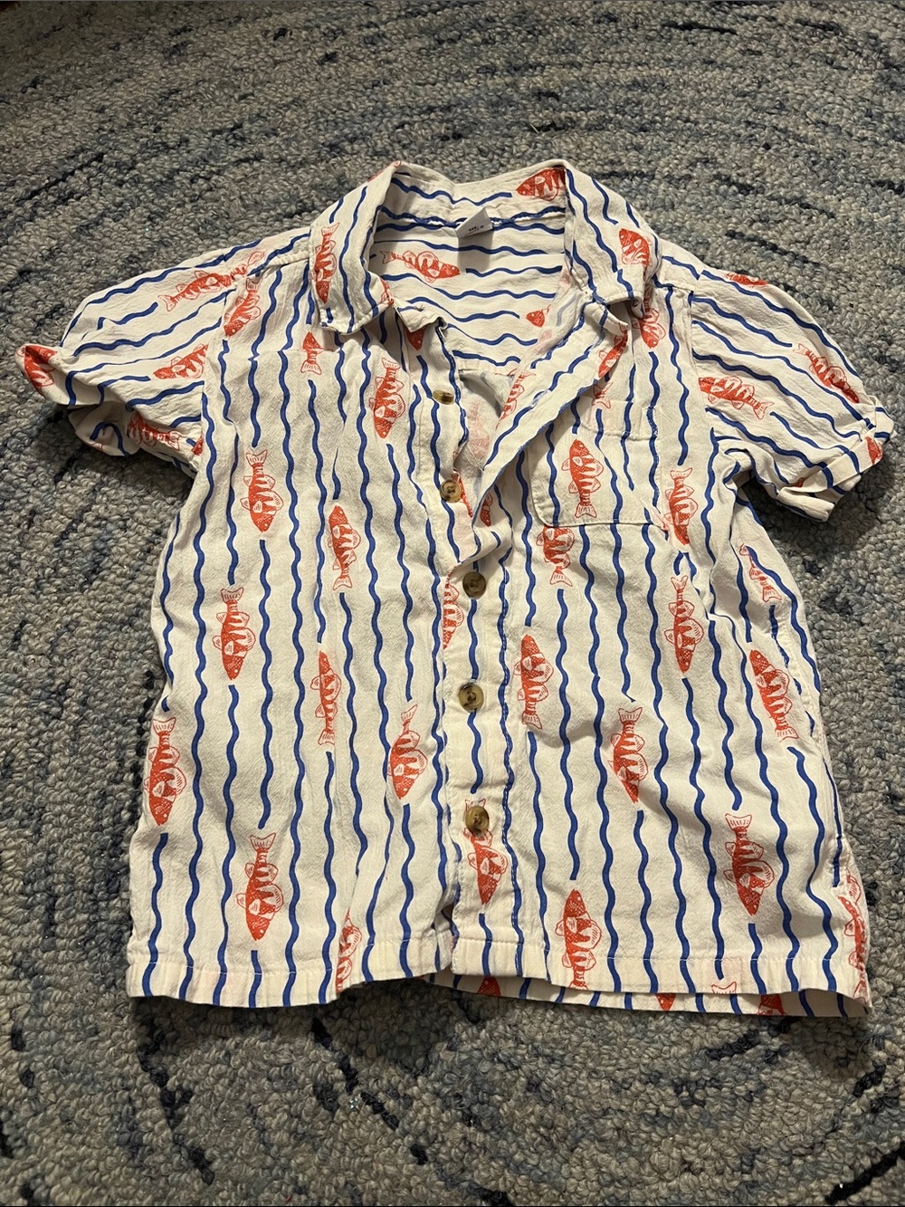 Old Navy White Short-Sleeve Button-Down with Blue Waves and Orange Fish Print